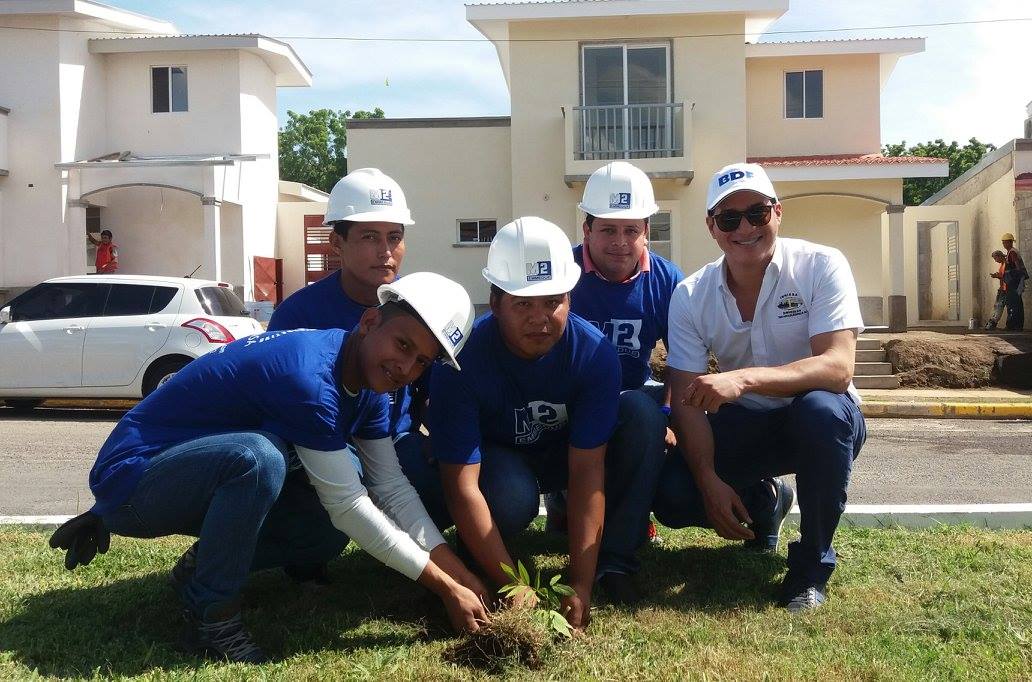 Jornada de reforestacion en residencial montecielo panelconsa emmedue m2