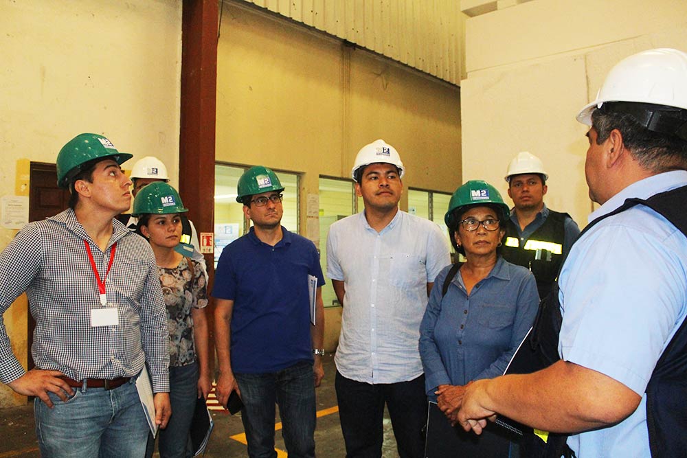 Especialistas de la Universidad de Cataluna y MTI visitan la Planta de Panelconsa (8)